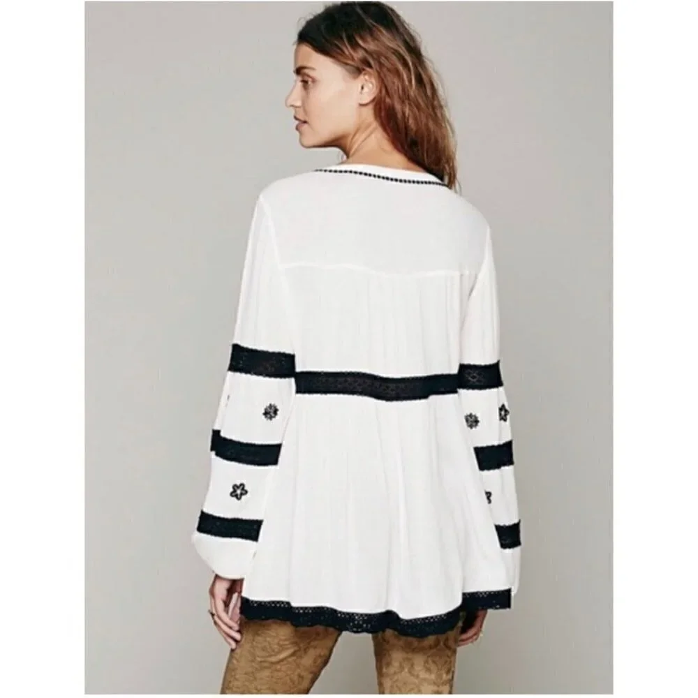 Free People White and Black Embroidered Button Boho Top - M - Picture 3 of 4